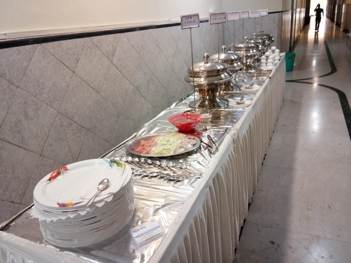 Grand Galaxy Hotel Krishna Nashik Exterior photo